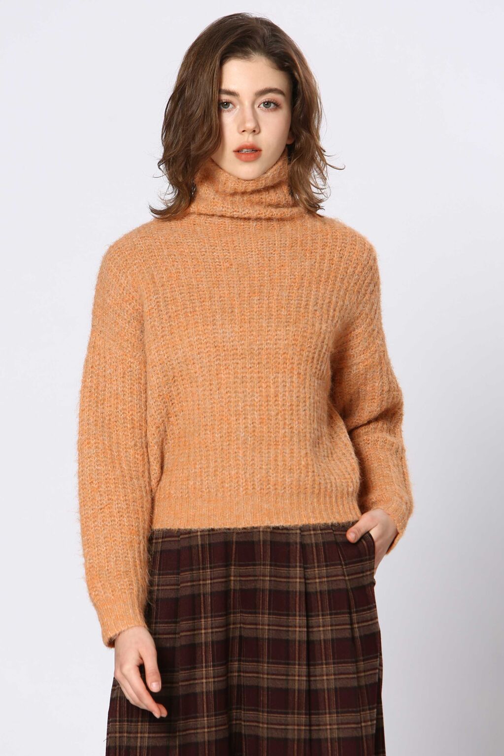 JERSEY CON CUELLO ALTO - 2-c0e02.jpg