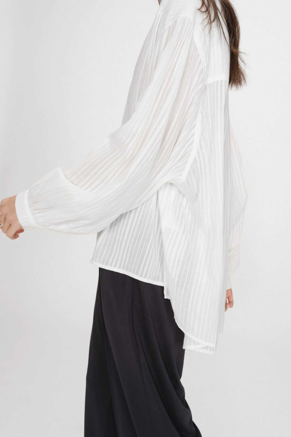 GRACE & MILA: CAMISA BLANCA VIBES - 8-80c34.jpg