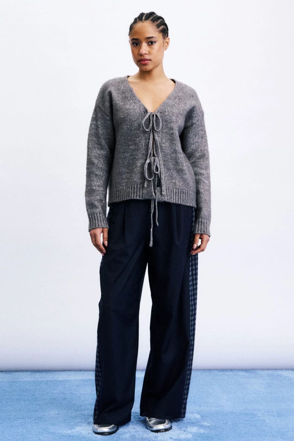FRNCH: CARDIGAN SEORAK GRIS - casa-gokotta-5c948.jpg