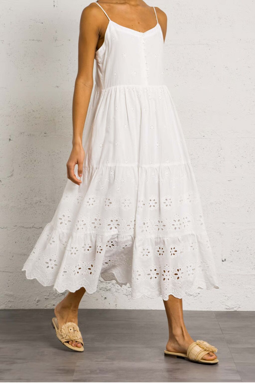 SEE U SOON: Vestido blanco bordado - img_2631.jpeg