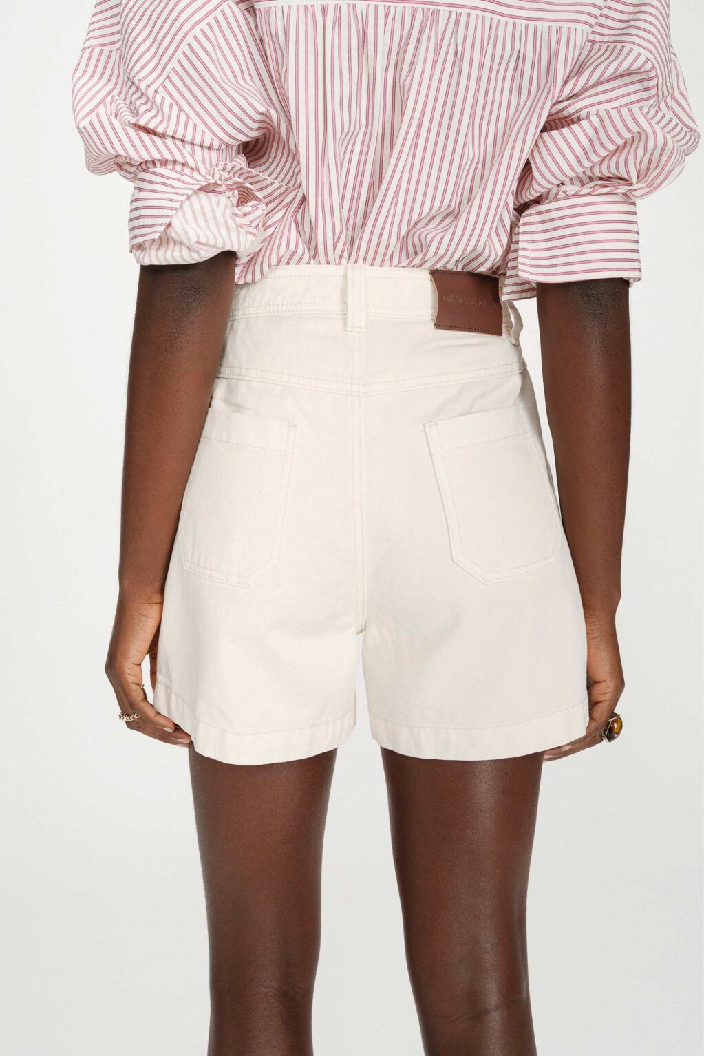 GRACE & MILA: SHORTS VAQUEROS CRUDO  - short-mujer.jpg