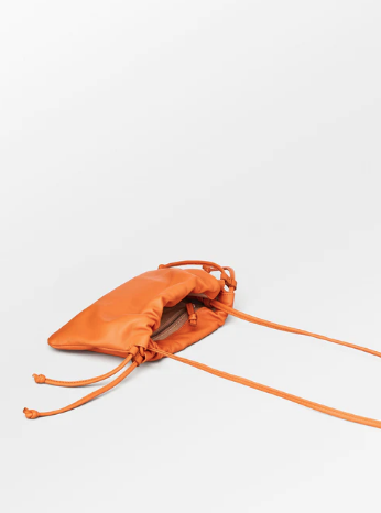 BECKSÖNDERGAARD: BOLSO ADALYN PERSIMMON ORANGE - captura-de-pantalla-2024-03-20-a-las-11.01.21.png