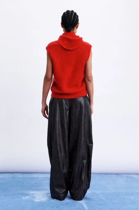 FRNCH: Bufanda corta rojo carmín - casa-go--kotta---2026-09-25t131821.658.jpg