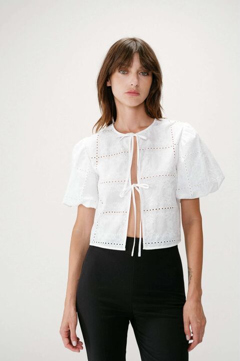 GRACE & MILA: CAMISA BLANCA BORDADA